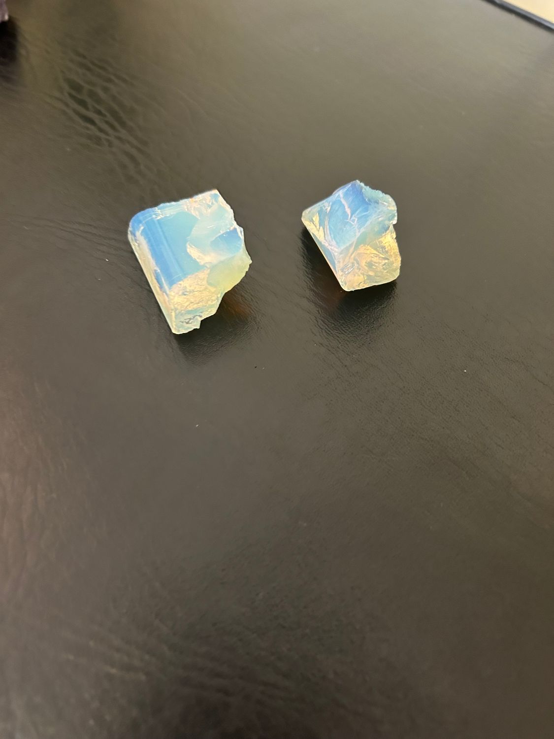 Opalite - Bring peace,Improve communication,Enhance creativity