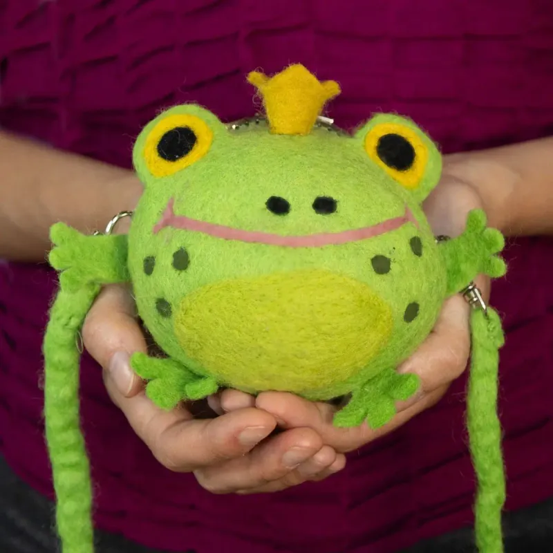 Frog Prince Critter Clutch