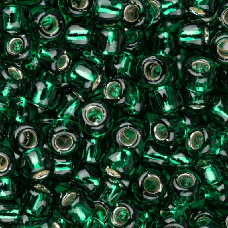 #8 Toho Seed Beads, Silver Lined Emerald Green, 3x3mm, 10 Grams/0.38oz