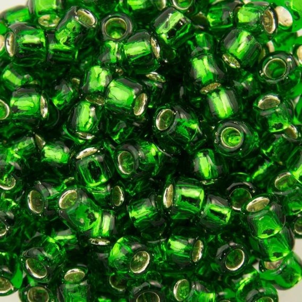 #8 Toho Seed Beads, Silver Lined Grass Green, 3x3mm, 10 Grams/0.38oz