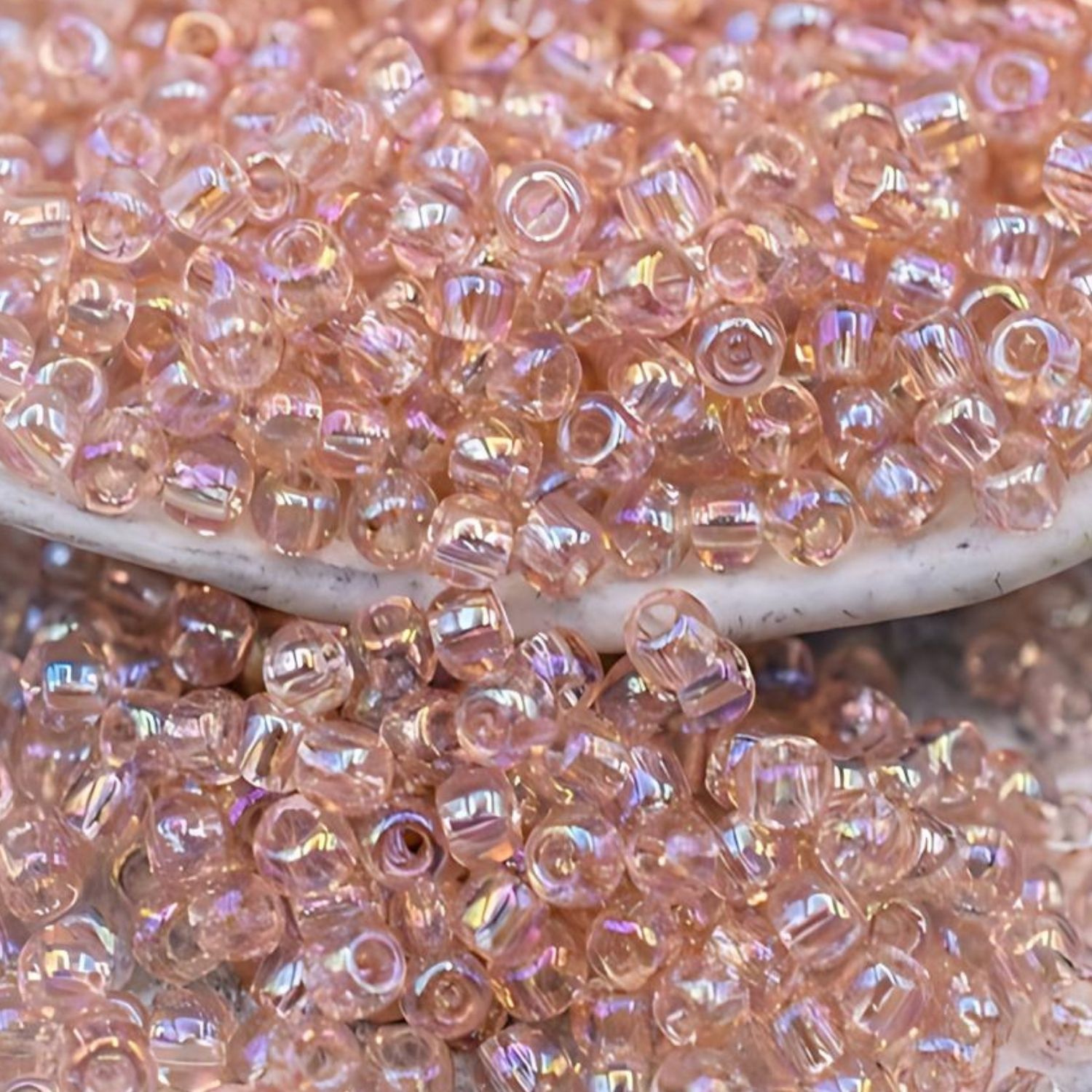 #11 Toho Seed Beads, Transparent Rainbow Rosaline, 2x2mm, 10 Grams/0.35oz, Approx 1110pcs