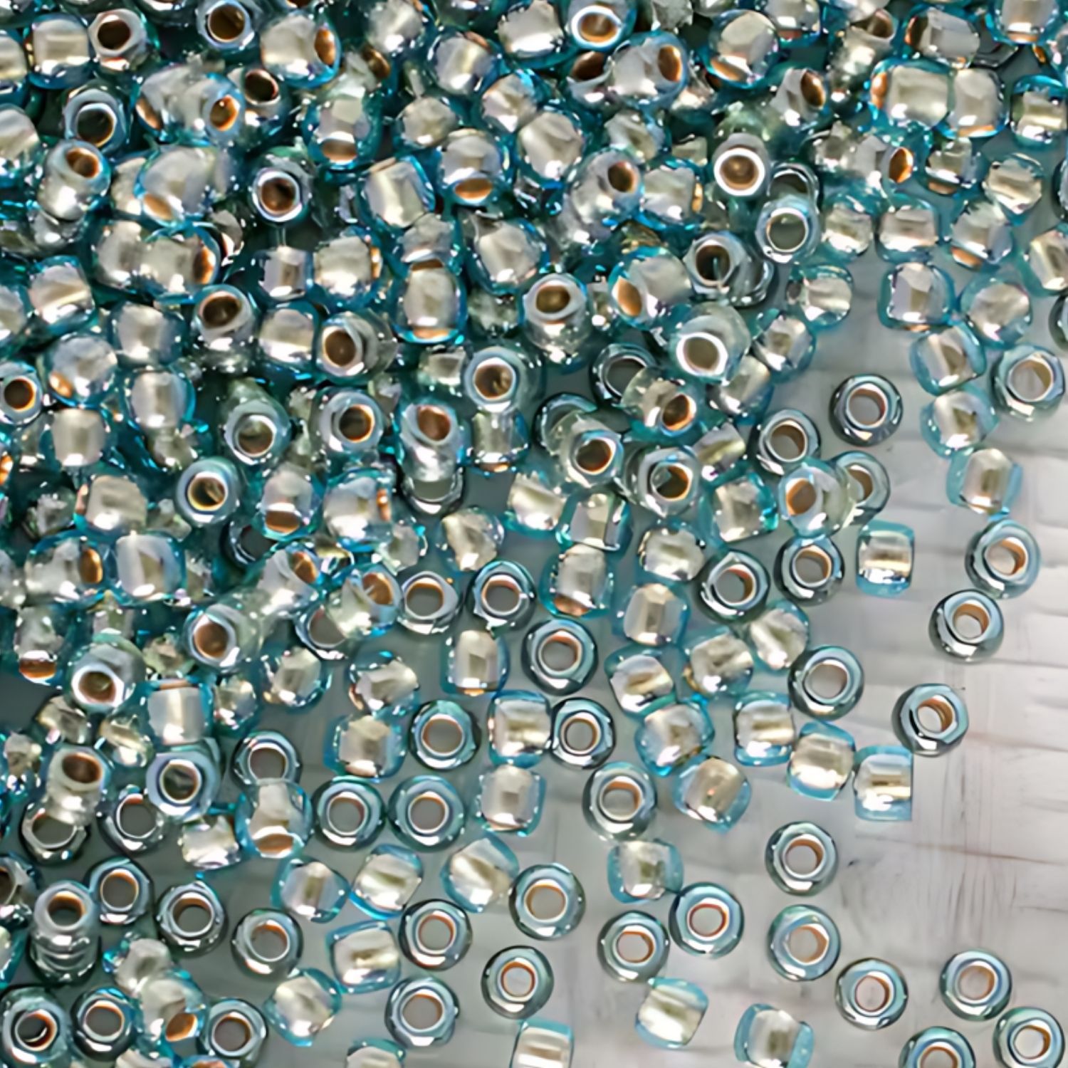 #11 Toho Seed Beads, Gold Lined Aqua, 2x2mm, 10 Grams/0.35oz, Approx 1110pcs