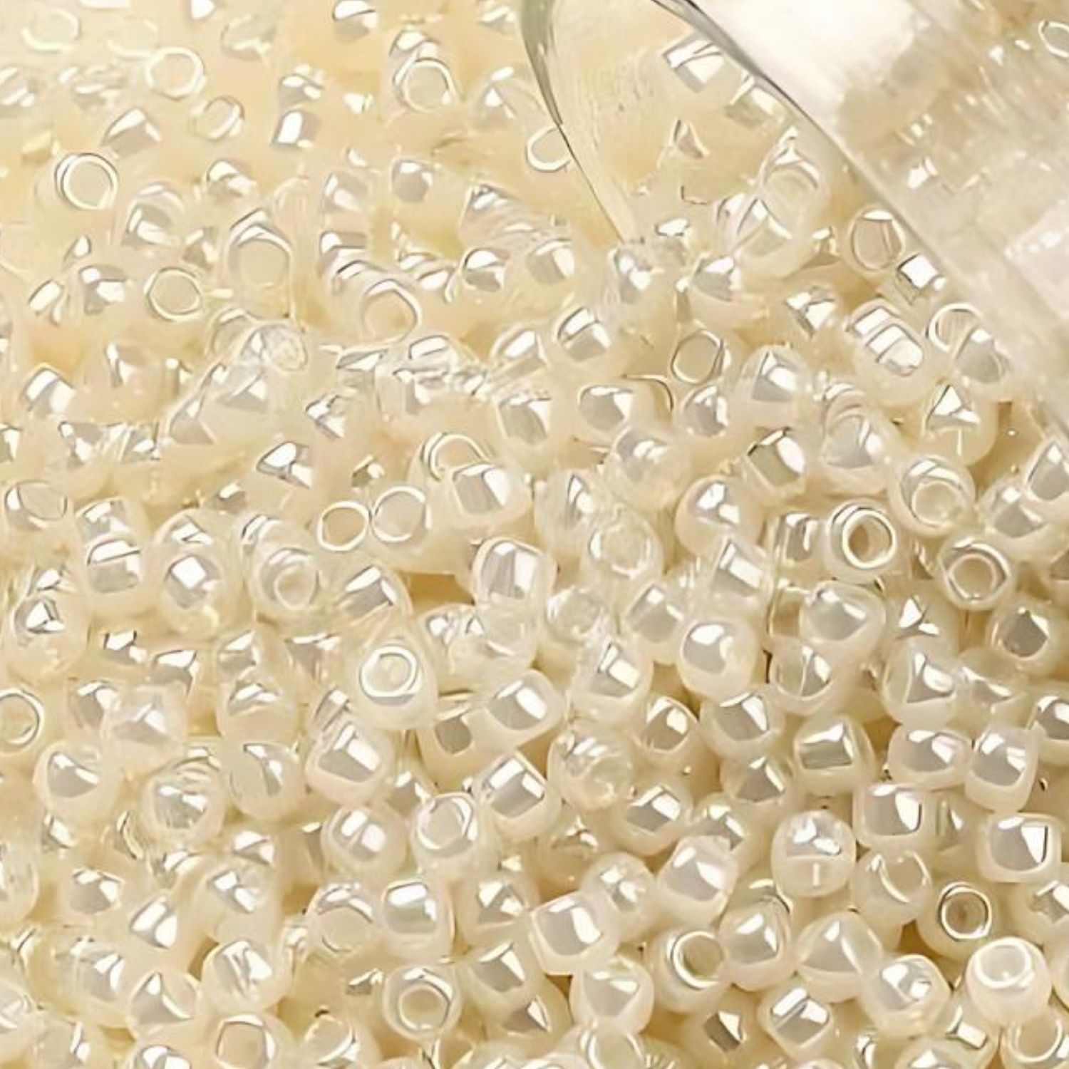 #11 Toho Seed Beads, Ceylon Light Ivory, 2x2mm, 10 Grams/0.35oz, Approx 1110pcs