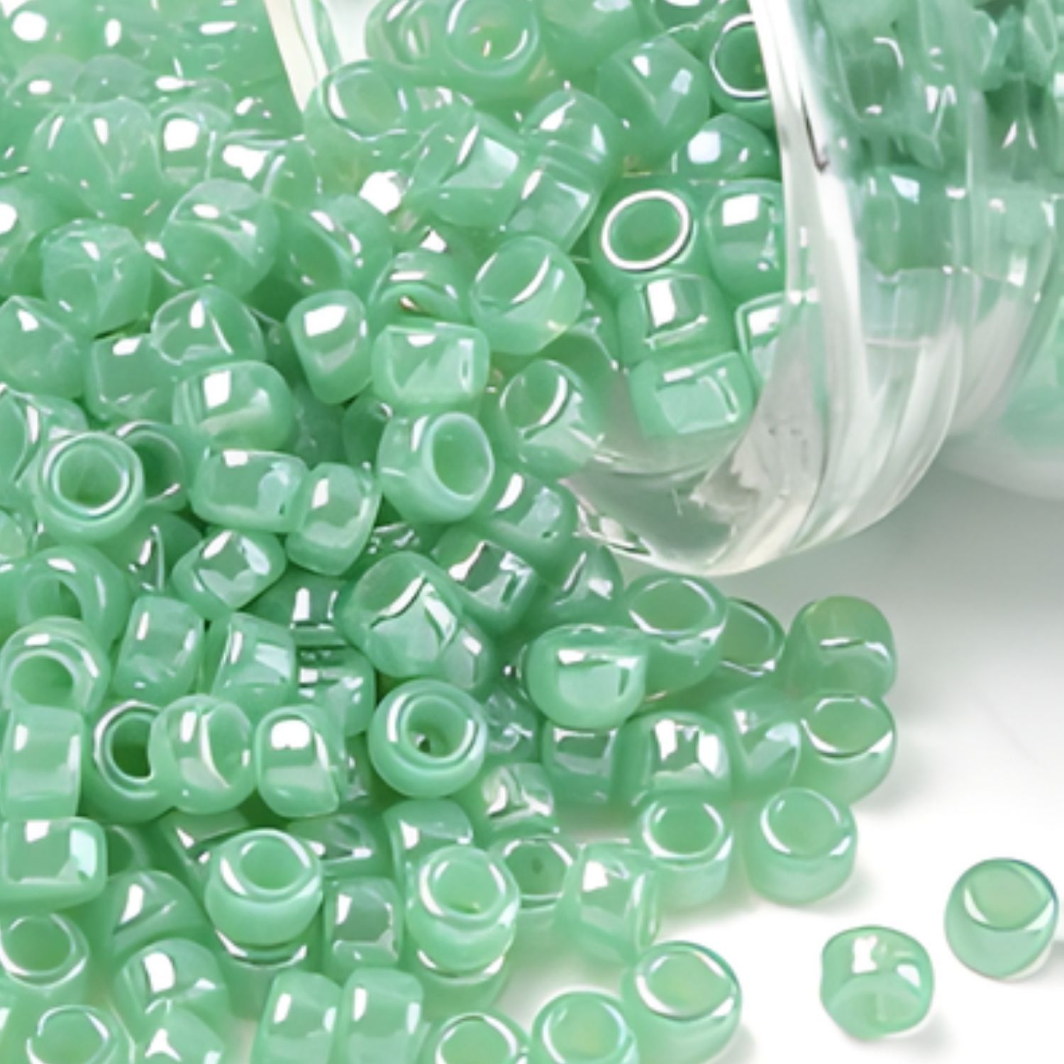 #6 Toho Seed Beads, Ceylon Celery Green , 4x4mm, 10 Grams/0.35oz, Approx 222pcs