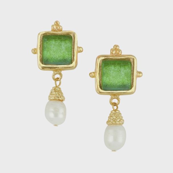 Gold w/Green Glass &amp; Pearl Earrings