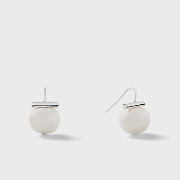 Classic Forever Fave Pebble Pearls Earrings - Medium Sterling Silver, Color: White