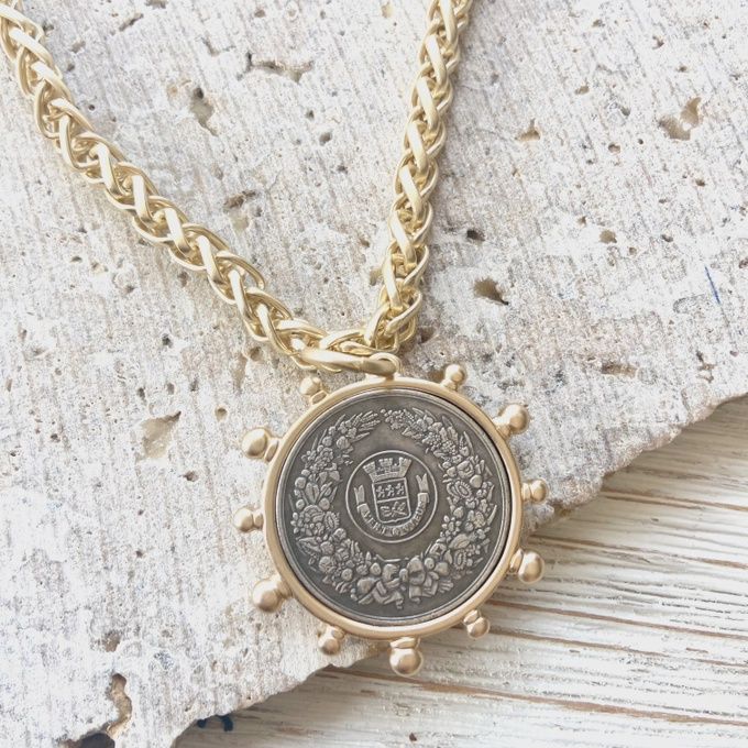 Coin on Matte Gold Necklace, Style: French