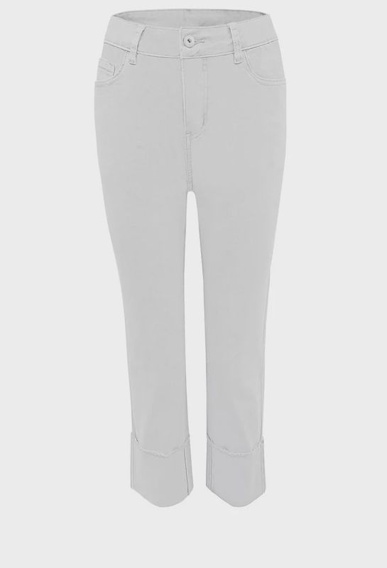 Ethyl 25&quot; Capri with Cuffs (Z531WHT QUEST)