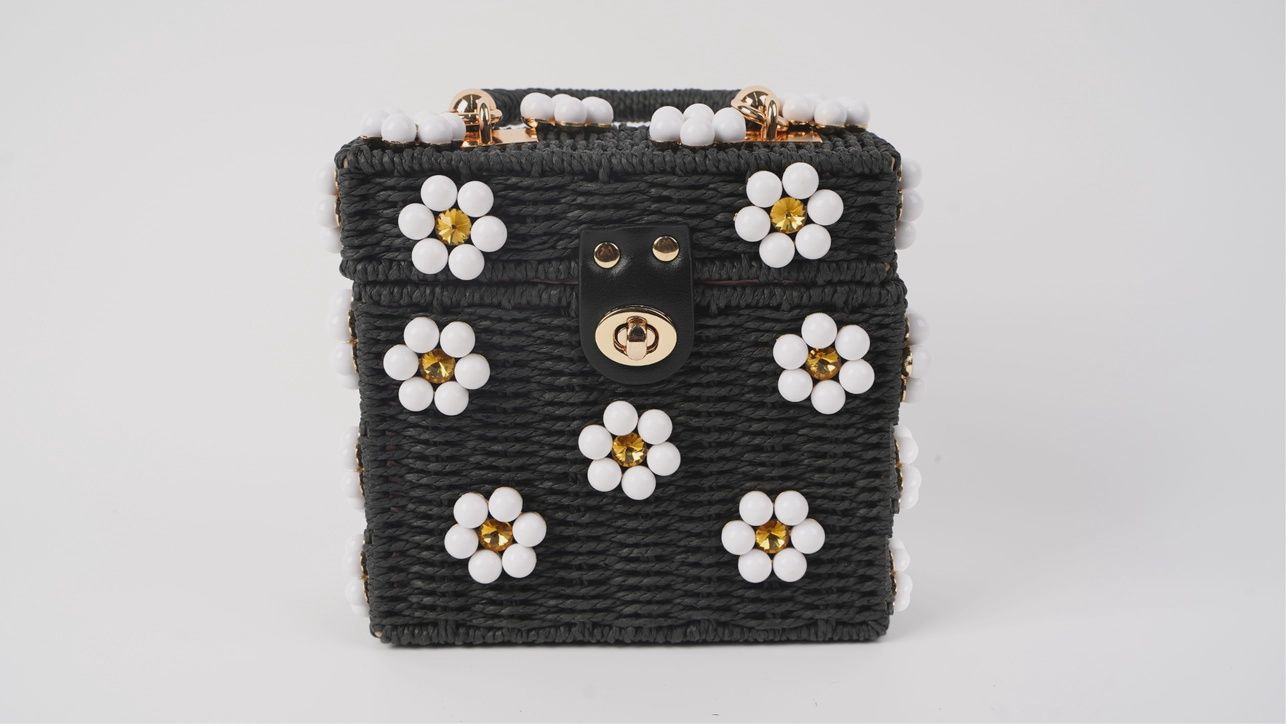 Wicker Bucket Daisy Flower Purse (Large), Color: Black + White Daisy