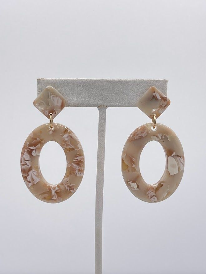 Resin Drop Earrings Beige (20E8032)