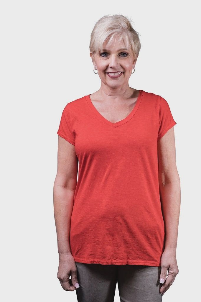 Tina Stephens Remington V-Neck Cotton Tee (BSS177) Red