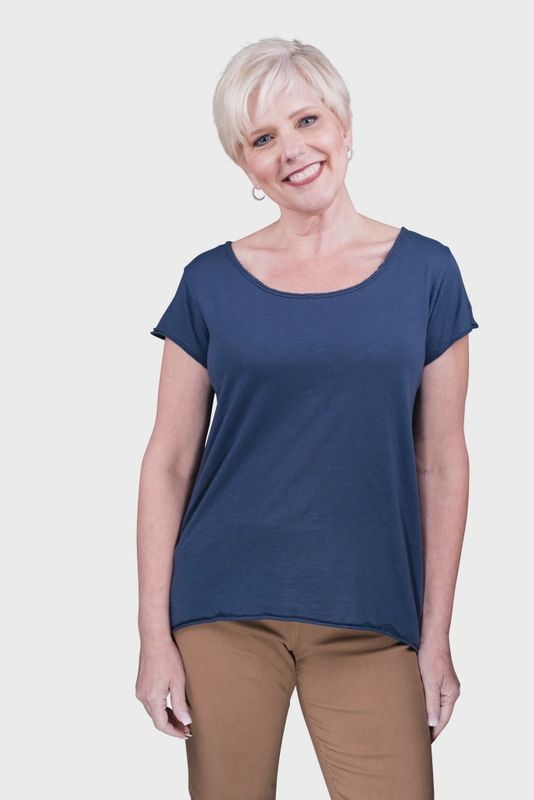 Tina Stephens Opal Hi Lo Crew Neck Tee (BSS126) Navy