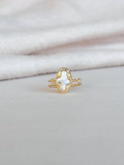 Pearl Cross Ring