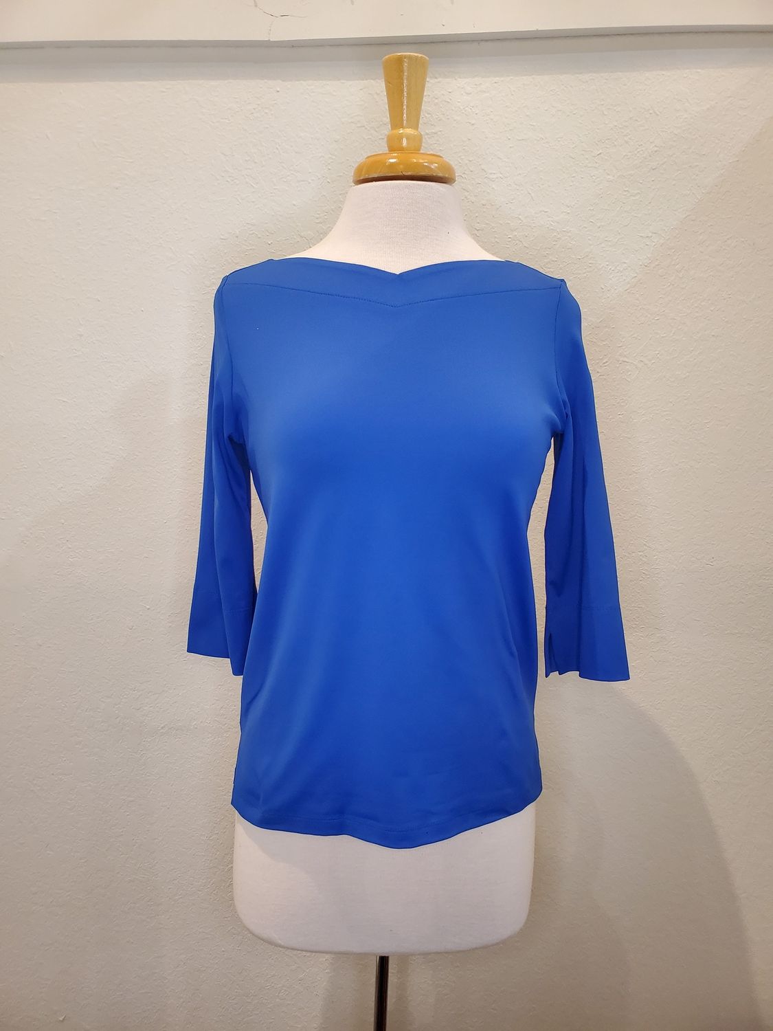 A&#39;Nue V-Boatneck 3/4 Sleeve Top (AB037) Electric Blue