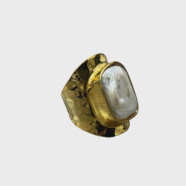 Gaia Pearl Ring