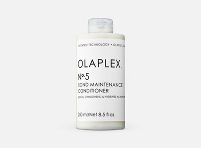 OLAPLEX N°5 Bond Maintenance Conditioner  250 ml Balsamo Riparatore e Idratante Per Tutti i Tipi di Capelli