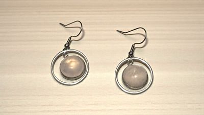 Kolczyki wiszące z kwarcem różowym