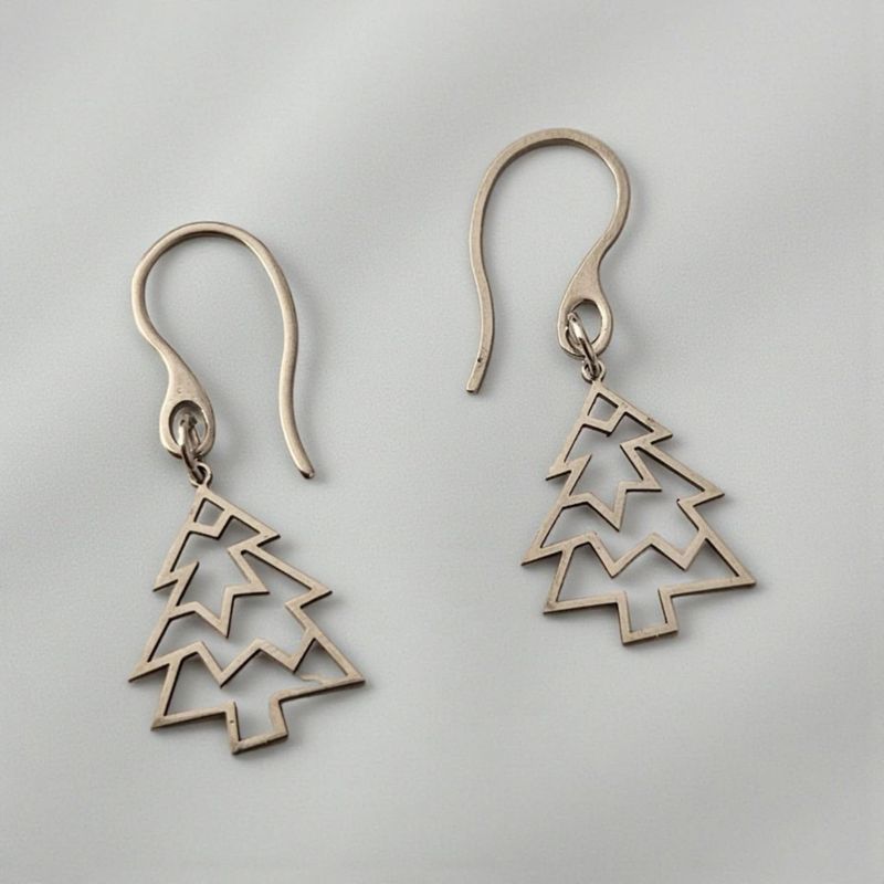 Stalowe kolczyki choinki