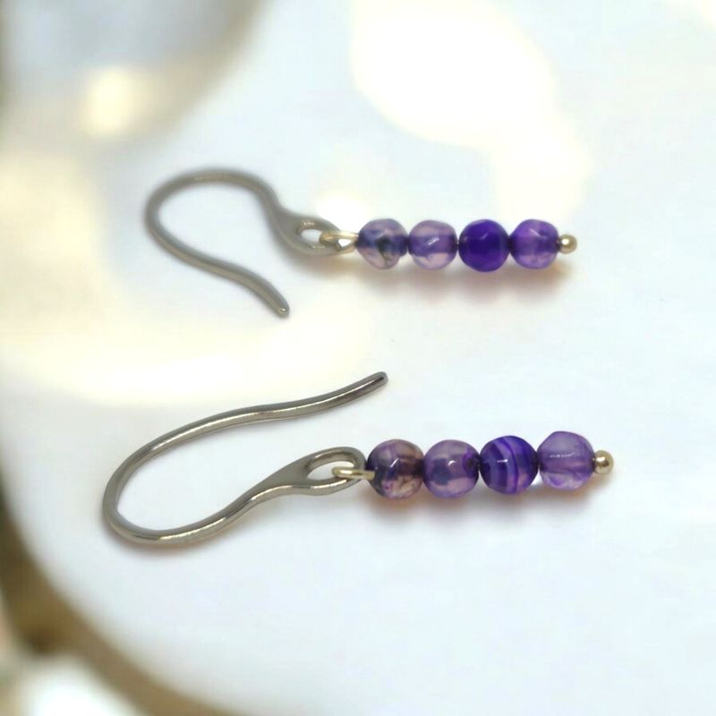 Kolczyki z fioletowym agatem
