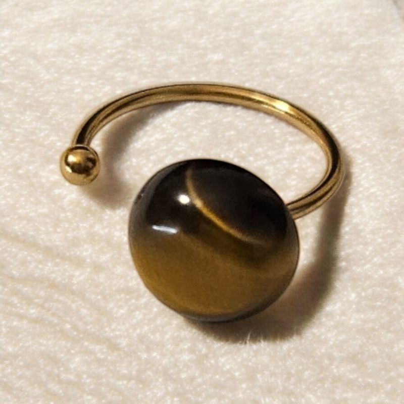 Pierścionek z tygrysim okiem