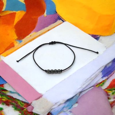 Drobna bransoletka ze sznurka z agatami