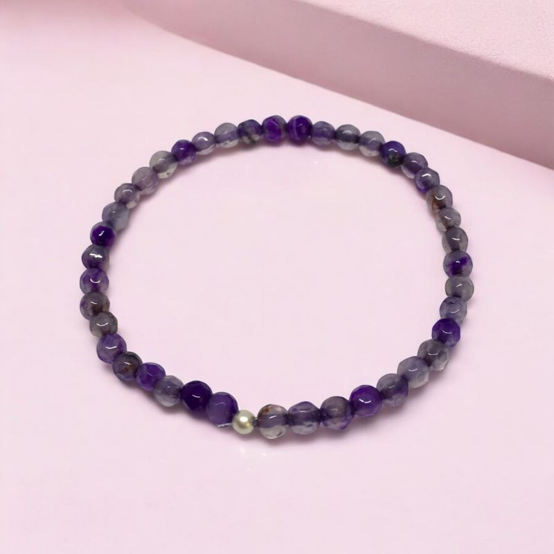 Bransoletka z agatami i srebrnym oczkiem