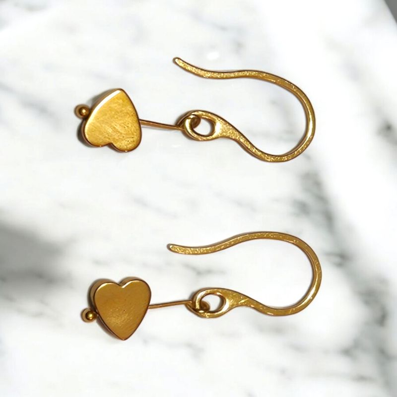 Kolczyki hematytowe serca