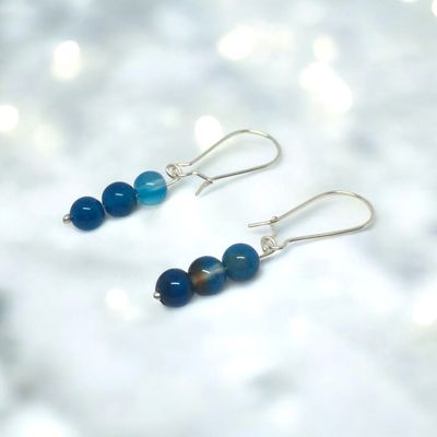 Kolczyki z niebieskim agatem