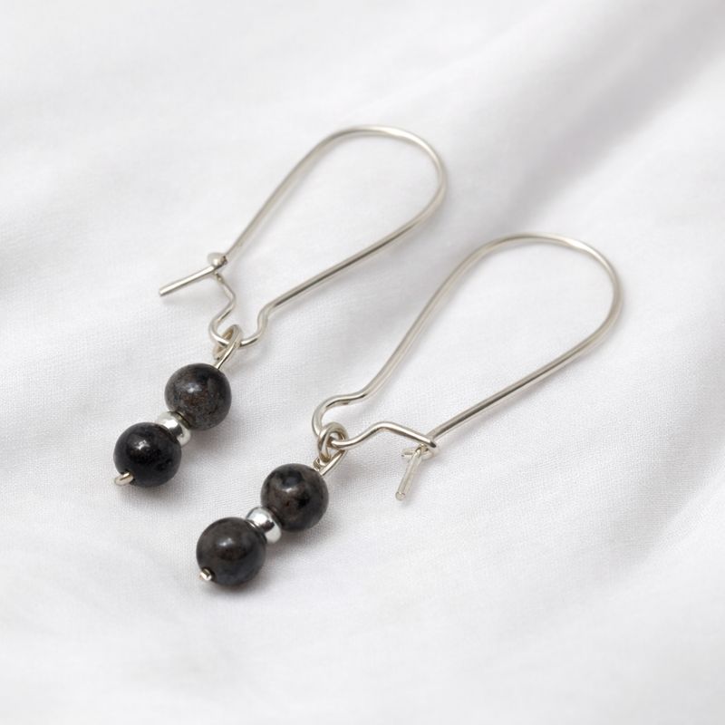 Kolczyki z szarymi agatami