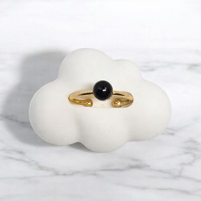 Pierścionek z czarnym onyksem