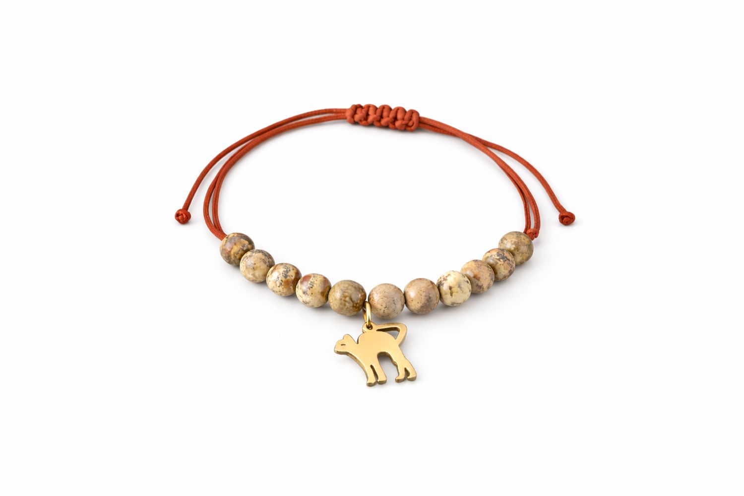 Bransoletka na sznurku z jaspisami i kotkiem