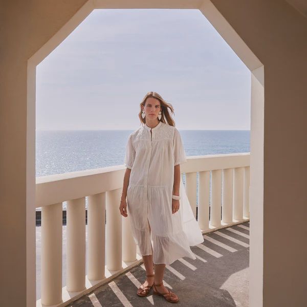 robe medhae Feeka blanche