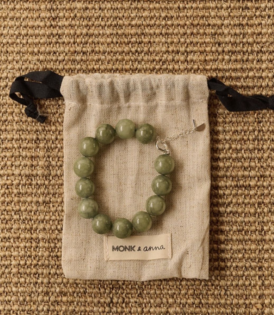 bracelet billes  Monk and Anna, Colour: peridot,