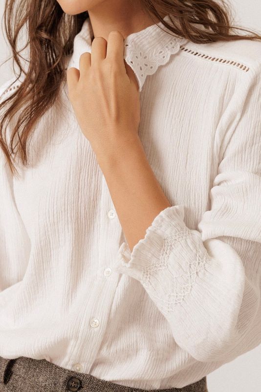 blouse indi and cold blanche collet dentelle