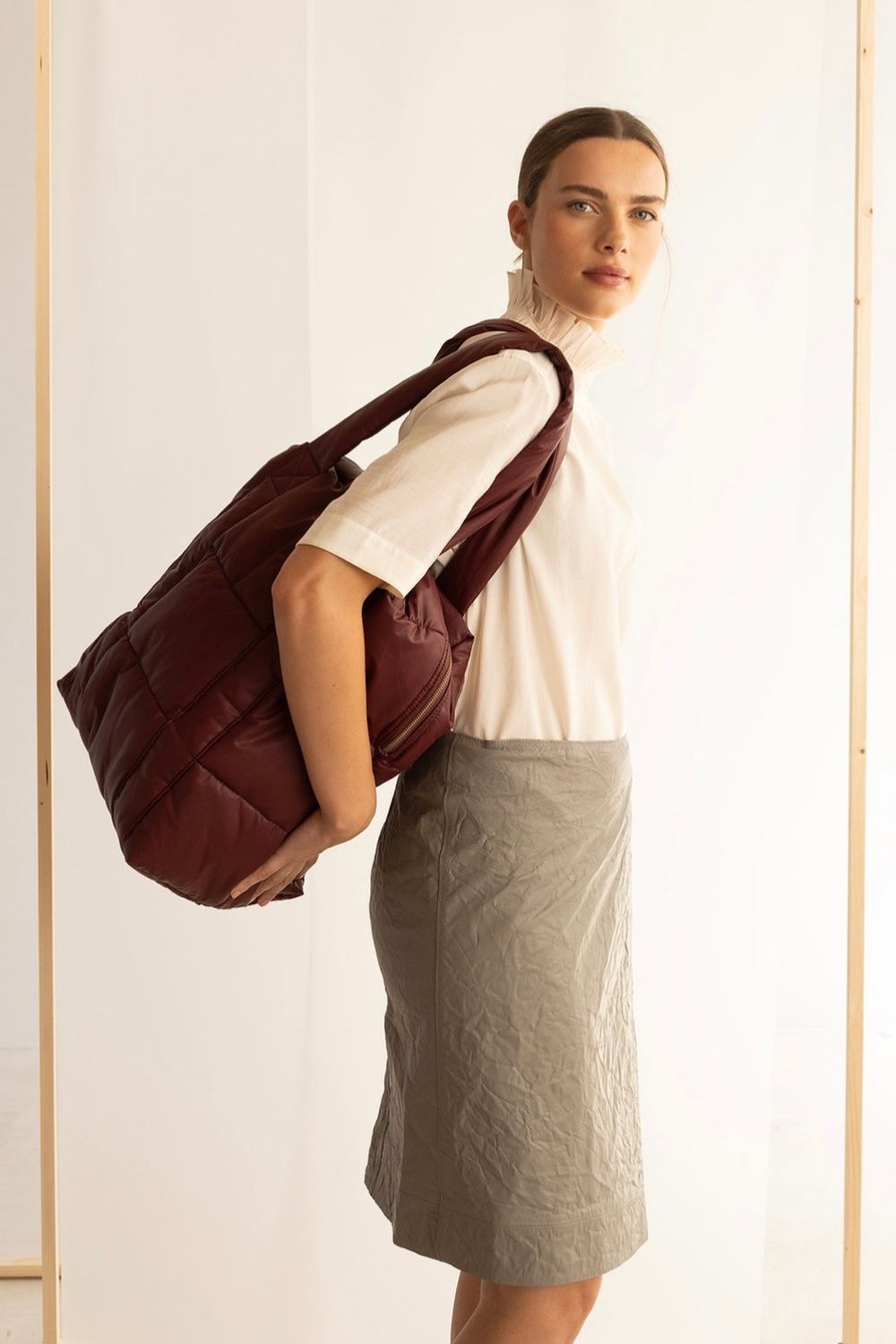 sac Tinnie+mia Clode puffy new maroon