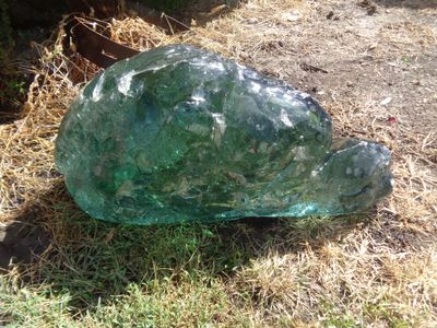 Glass Boulders 12-18in