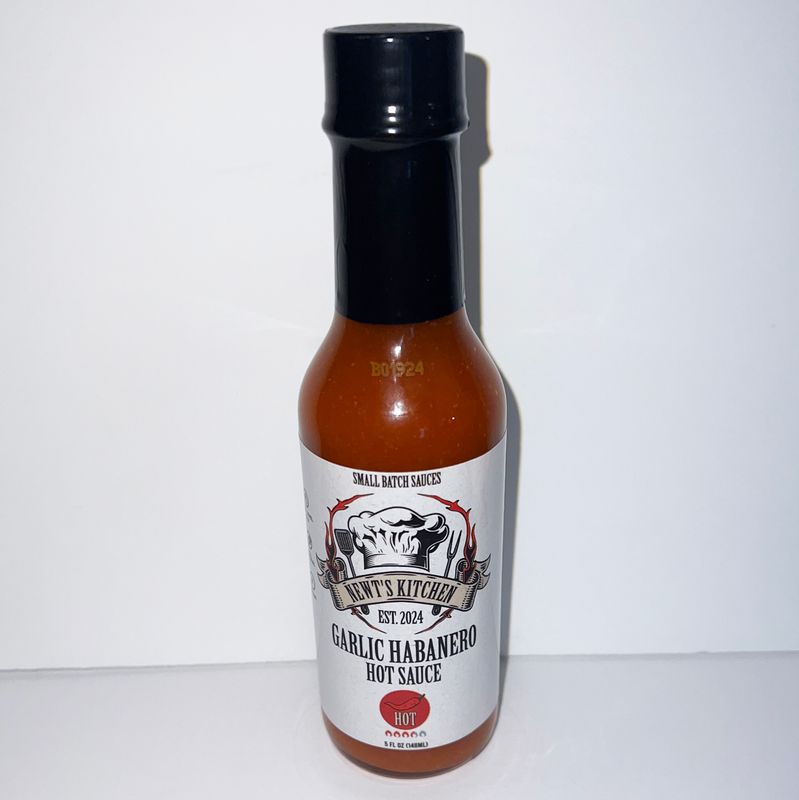 Garlic Habanero (Hot) Newt&#39;s Kitchen Hot Sauce