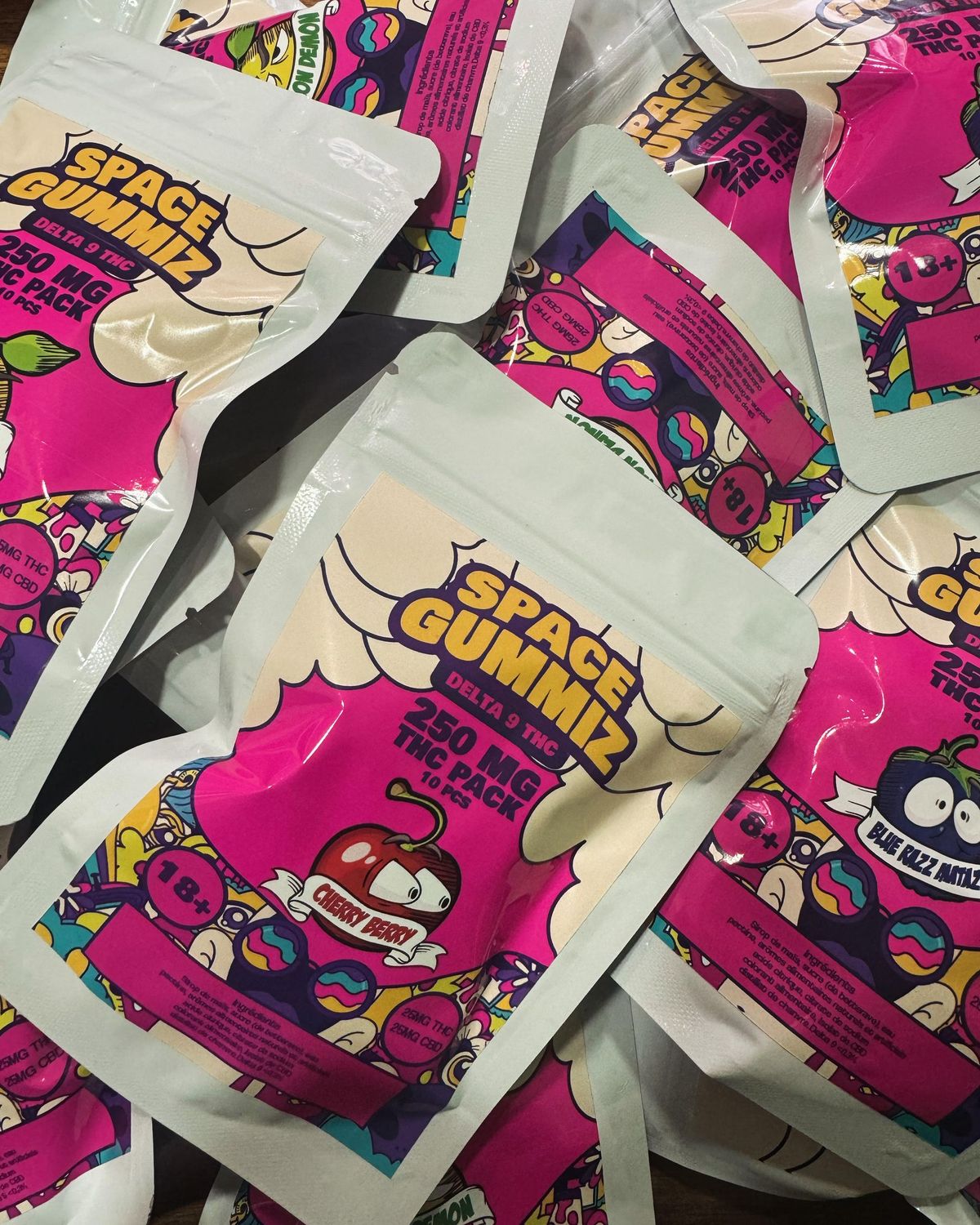 Space Gummies 25 mg Delta9 THC x 10 pcs