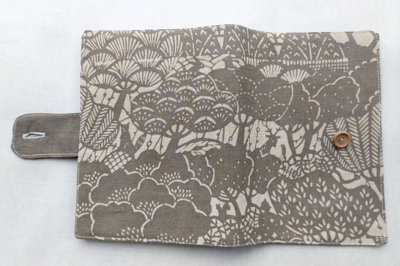Funda de cuaderno &quot;Bosque en tonos pardos #2&quot;