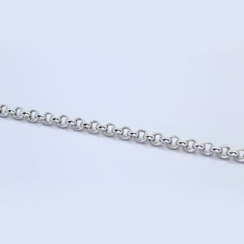 Sterling Silver Rolo Bracelet Close-Up