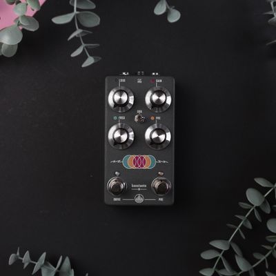 Konstante //  Videotape Grey Finish
