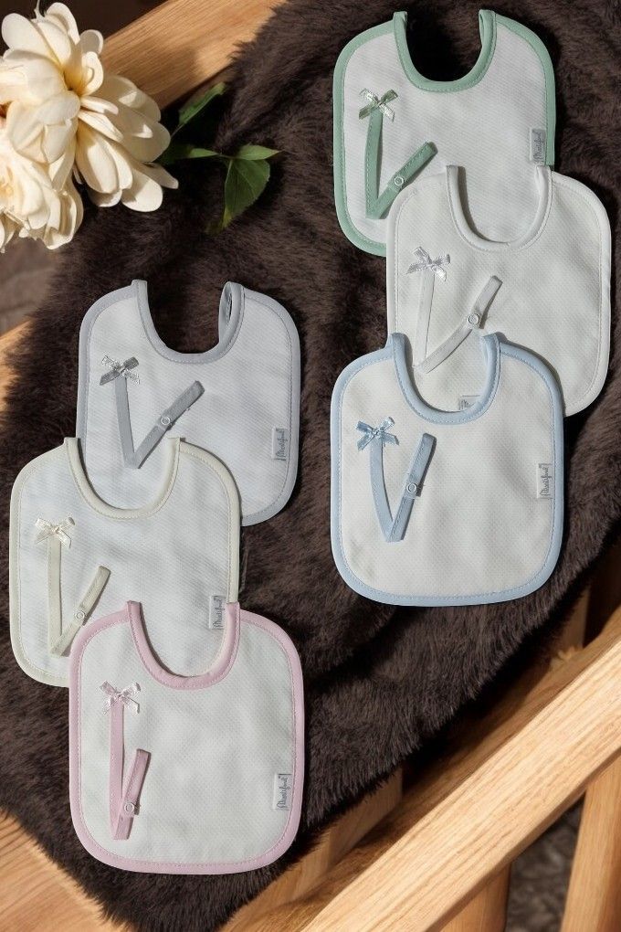 Bibs with Pacifier Holder – Piquet and Felpo