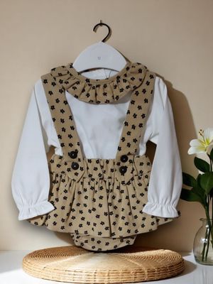 ​Conjunto 2 Peças para Bebé Menina – Saia com Suspensórios e Blusa
