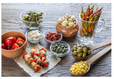 Patatas Fritas, Encurtidos y Frutos Secos