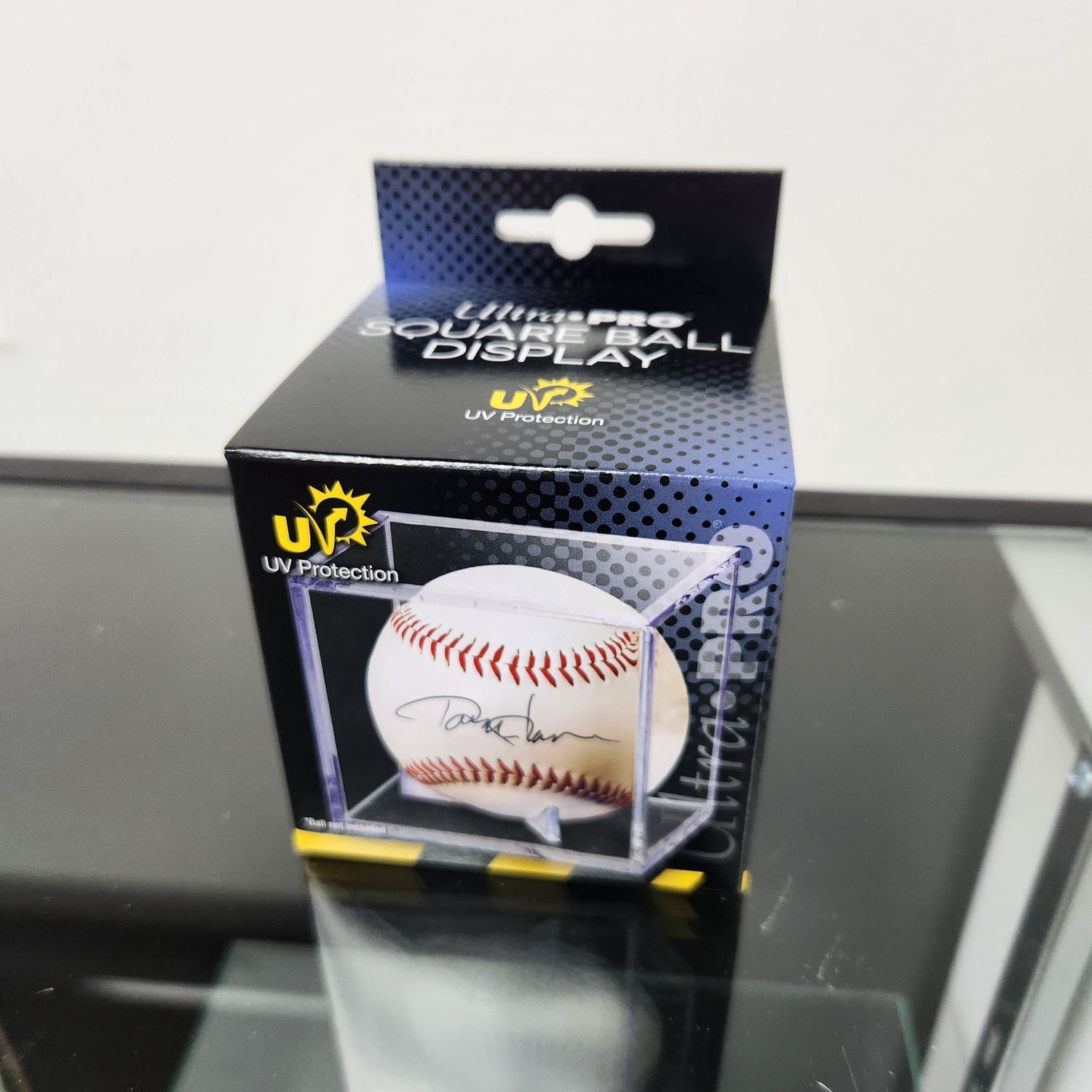 Ultra Pro Baseball Cube