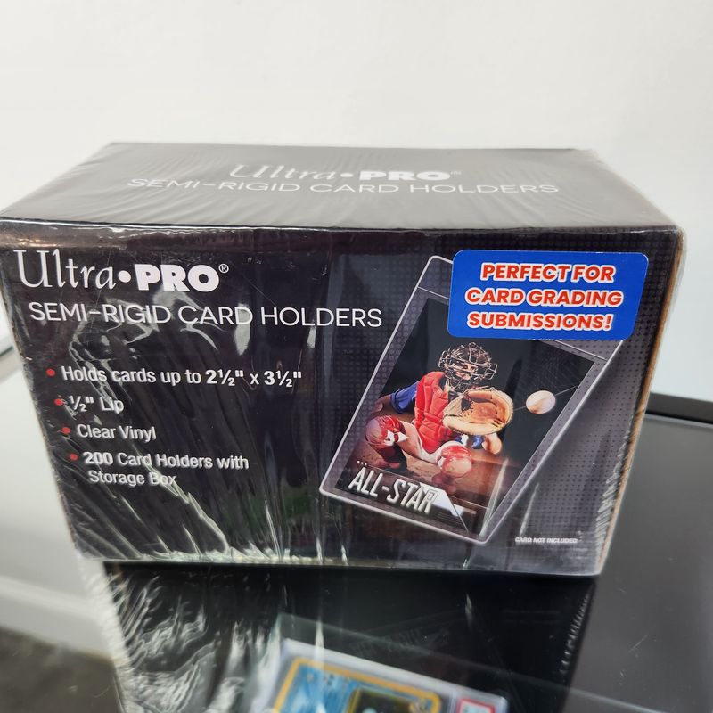 Ultra Pro Semi-Rigid Card Holders 200 Pack