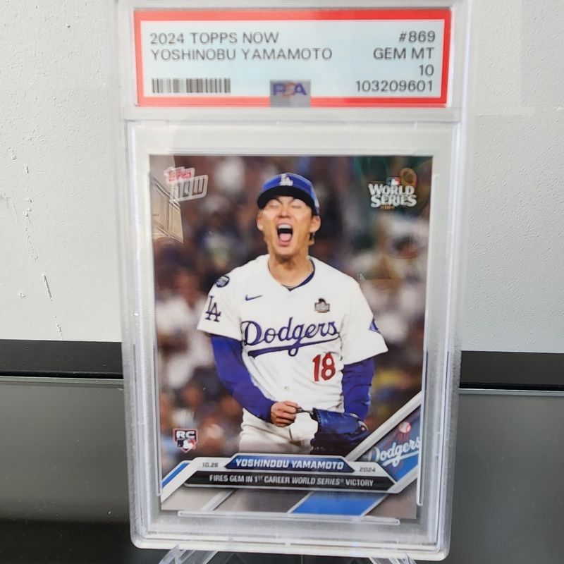 2024 Topps NOW Yoshinobu Yamamoto RC #869 PSA 10