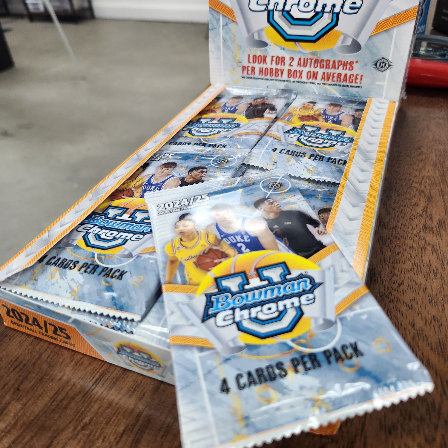 PACK  2024-25 Bowman U Chrome Basketball hobby pack