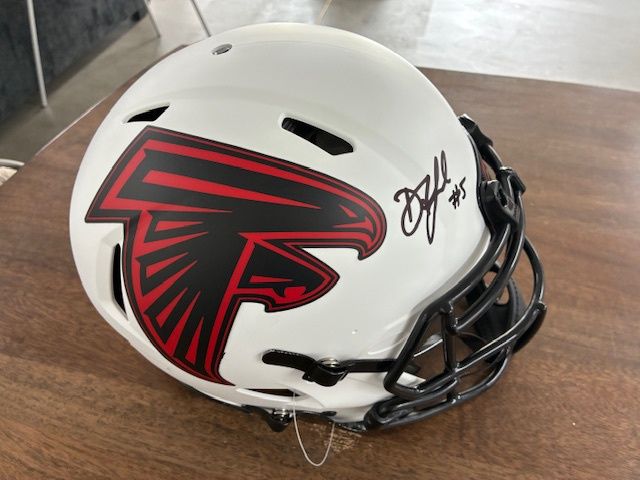 Drake London Atlanta Falcons Autographed Full Size Authentic helmet w/ Beckett Cert