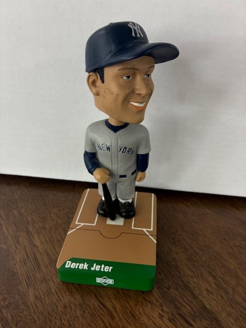 Derek Jeter Yankees Bobblehead